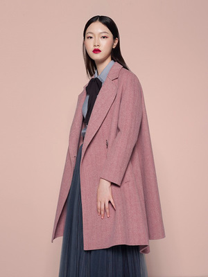 迪凱女裝 時(shí)尚與品質(zhì)的完美融合